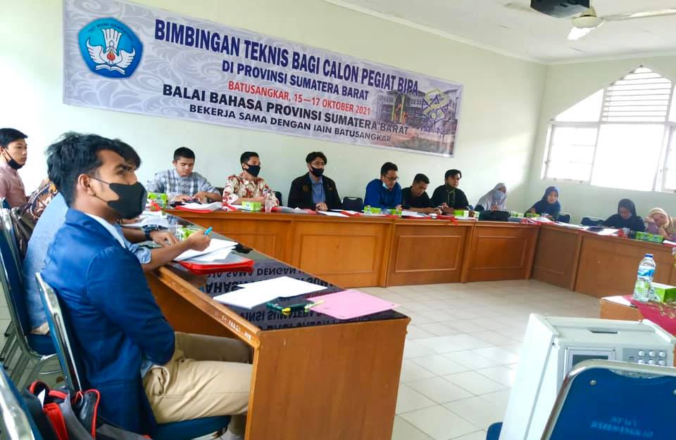 Bimbingan Teknis bagi Calon Pegiat BIPA di Sumatera Barat